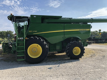 Main image John Deere S780
