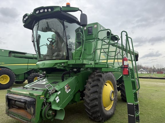 2019 John Deere S780 Equipment Image0