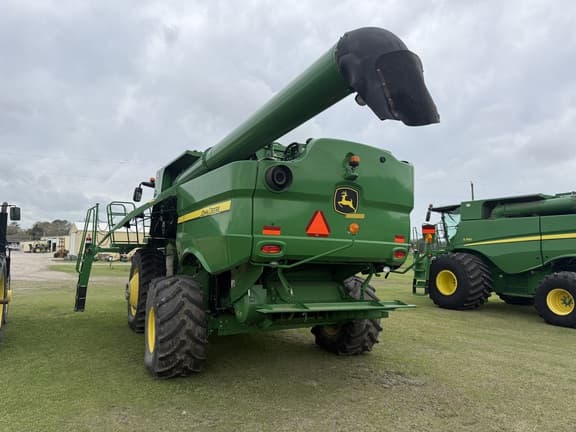 Image of John Deere S780 equipment image 4