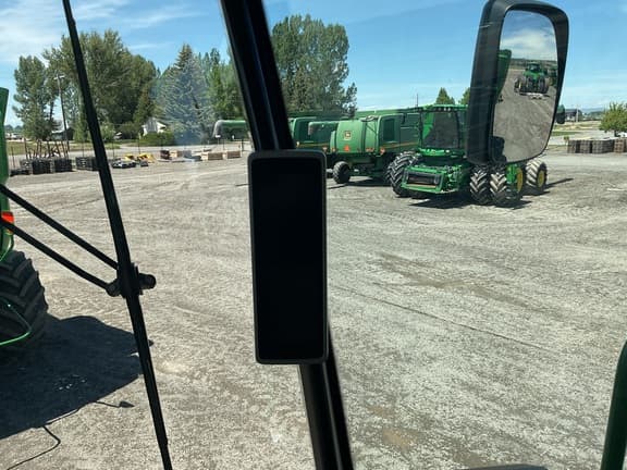 Image of John Deere S780 equipment image 3