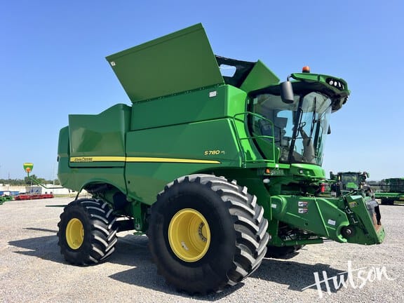 Main image John Deere S780