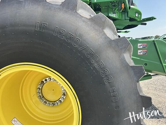 Image of John Deere S780 equipment image 4