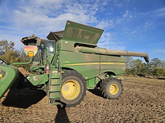 Image of John Deere S780 equipment image 1