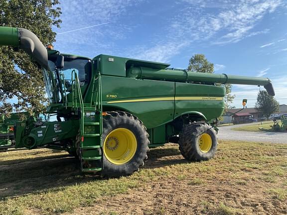 Image of John Deere S780 equipment image 1