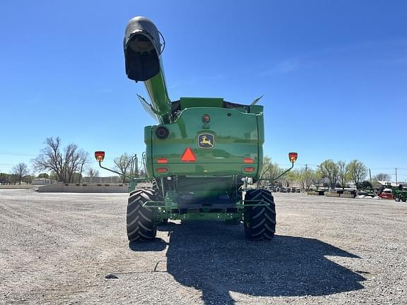 Image of John Deere S780 equipment image 3