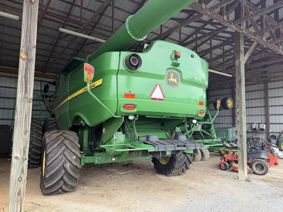 Image of John Deere S780 equipment image 4