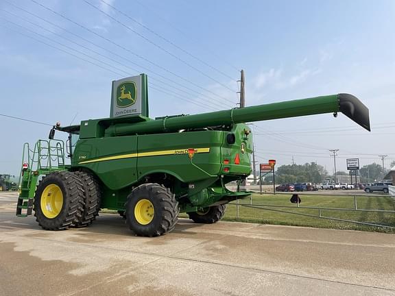 Image of John Deere S780 equipment image 3