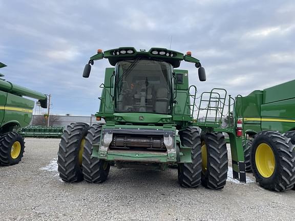 Image of John Deere S780 equipment image 2