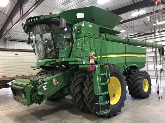 Main image John Deere S780