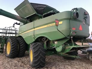 Main image John Deere S780 32