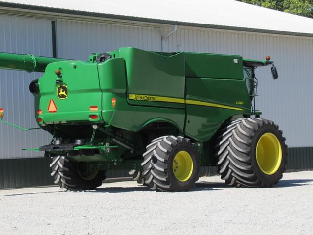 Image of John Deere S780 equipment image 4