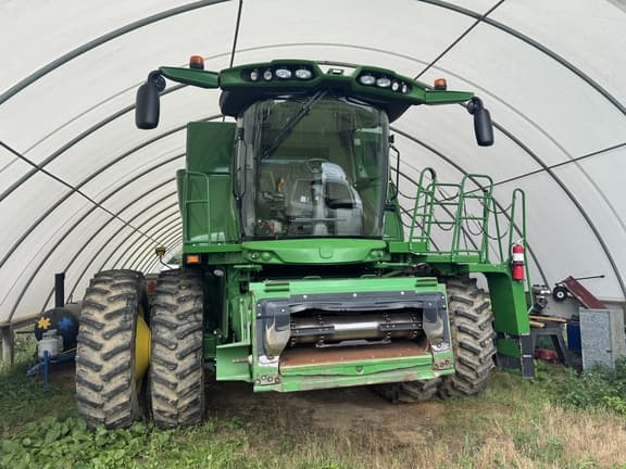 Image of John Deere S780 equipment image 2
