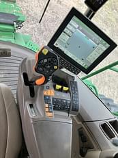 Main image John Deere S780 27