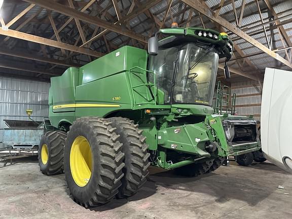 Image of John Deere S780 equipment image 1