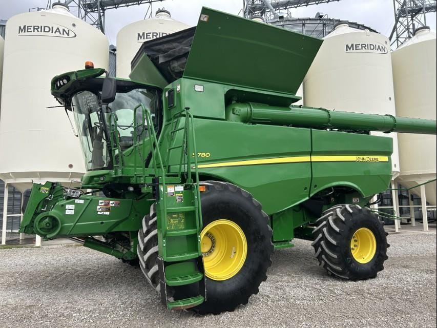 2019 John Deere S780 Equipment Image0