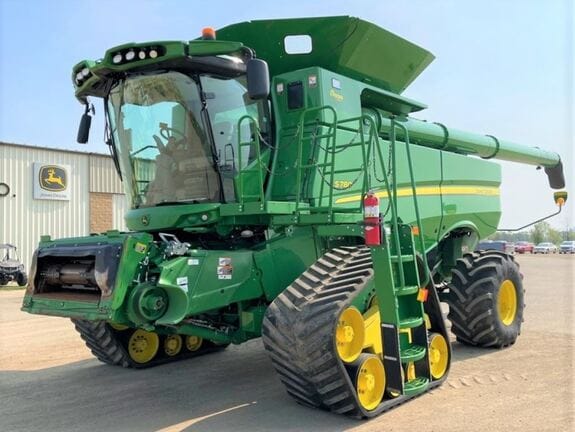 Main image John Deere S780