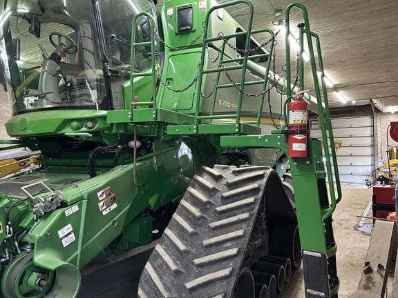 Image of John Deere S780 Primary image