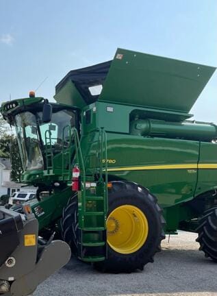 Main image John Deere S780