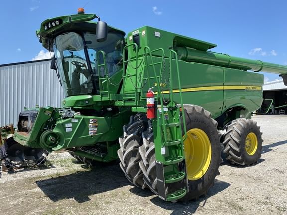 Main image John Deere S780