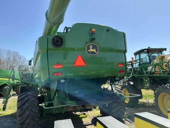 Image of John Deere S780 equipment image 3