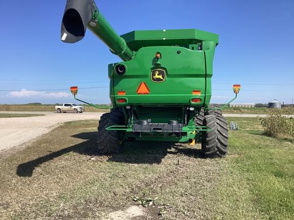 Image of John Deere S780 equipment image 3