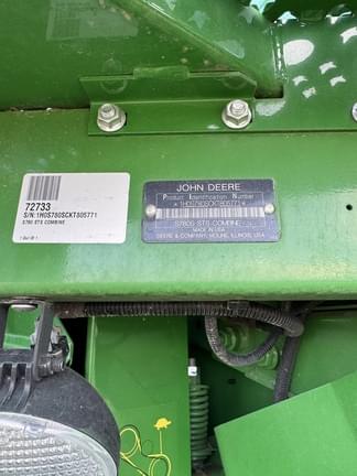 Image of John Deere S780 equipment image 2