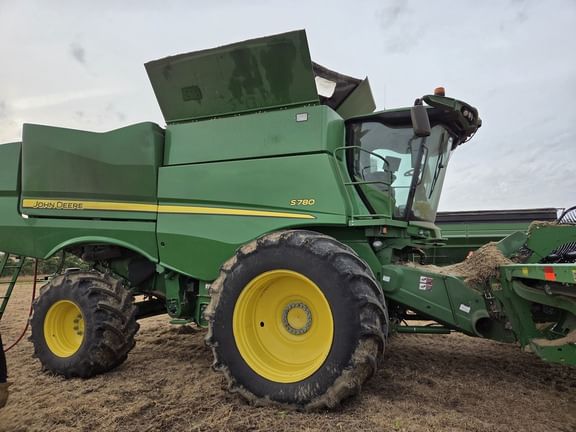 2019 John Deere S780 Equipment Image0