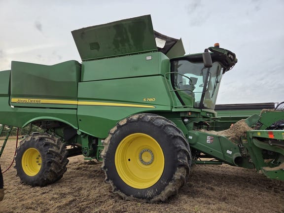 2019 John Deere S780 Equipment Image0