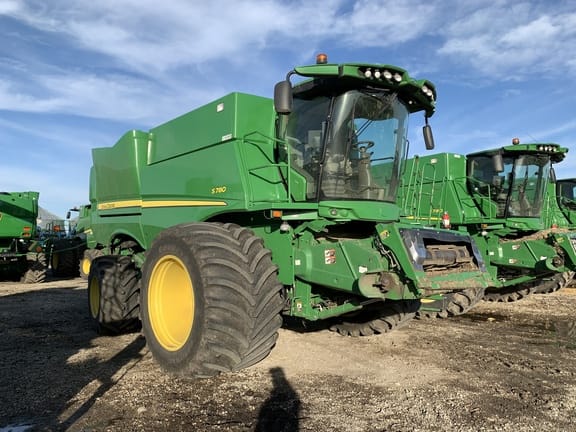 Main image John Deere S780