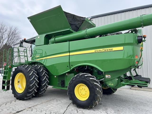 Image of John Deere S780 equipment image 4