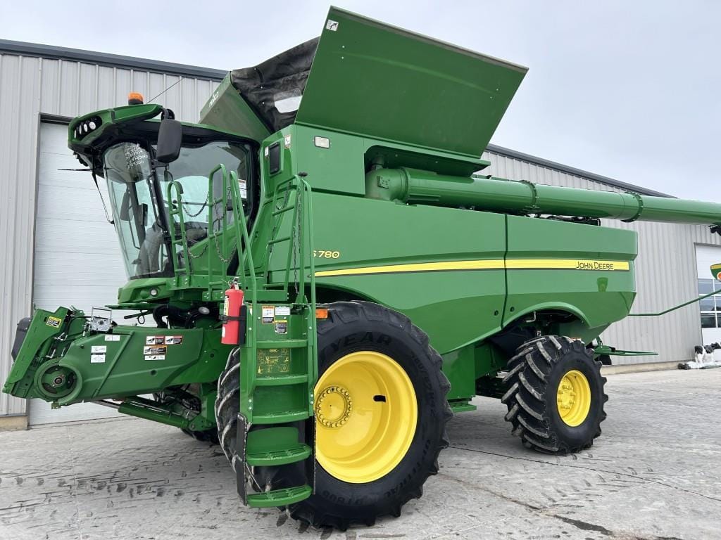 2019 John Deere S780 Equipment Image0