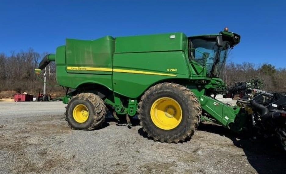2019 John Deere S780 Equipment Image0