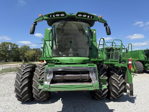 Image of John Deere S780 equipment image 2