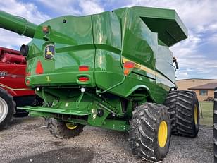 Main image John Deere S780 7