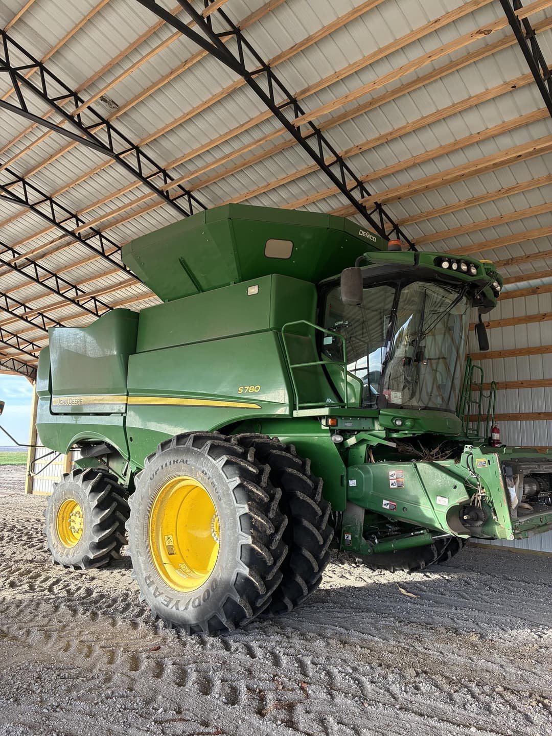Image of John Deere S780 Primary image