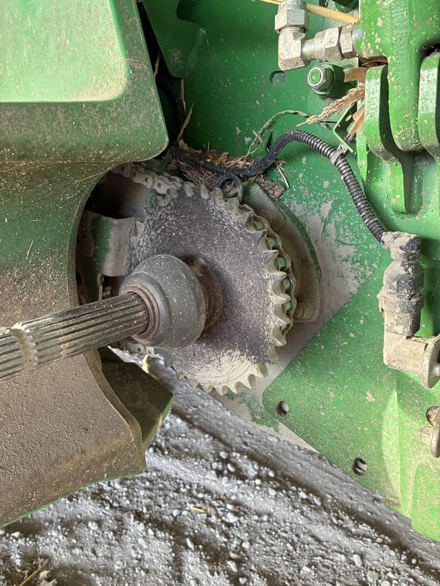 Image of John Deere S780 equipment image 3