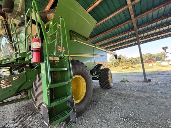 Image of John Deere S780 equipment image 3