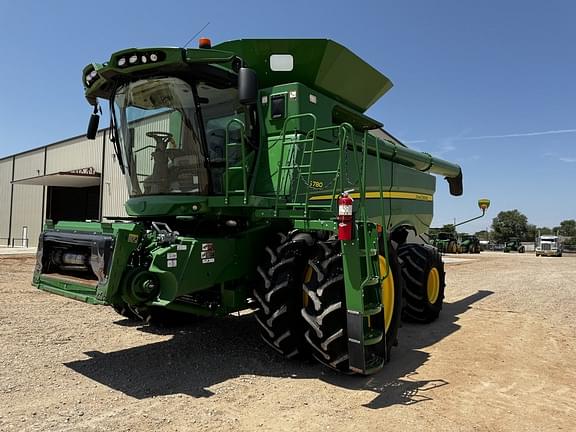 Image of John Deere S780 Primary image