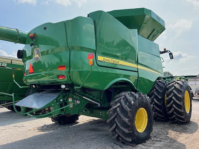 Image of John Deere S780 equipment image 4