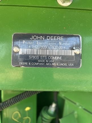 Image of John Deere S780 equipment image 4