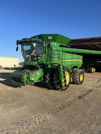 Main image John Deere S780