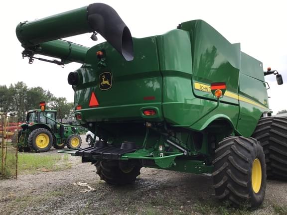 Image of John Deere S780 equipment image 4