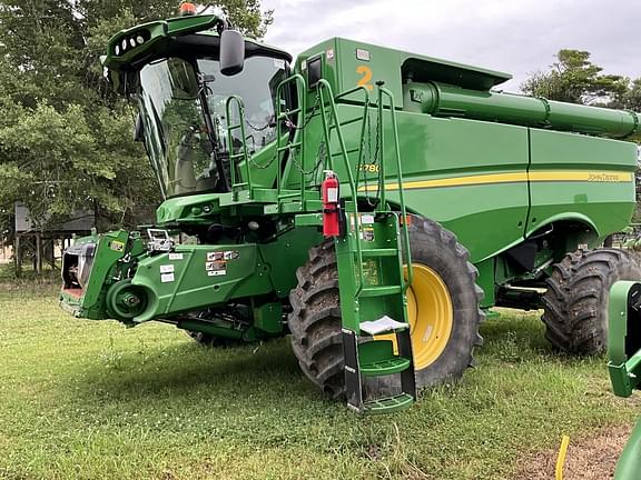 Image of John Deere S780 equipment image 2