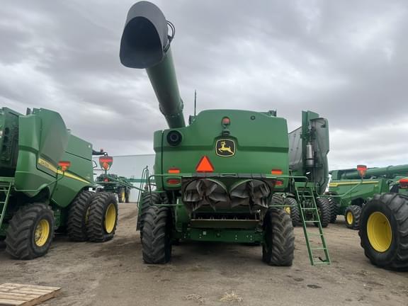 Image of John Deere S780 equipment image 2