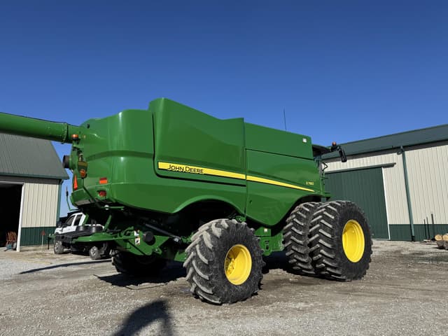 Image of John Deere S780 equipment image 3