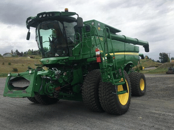 Main image John Deere S780