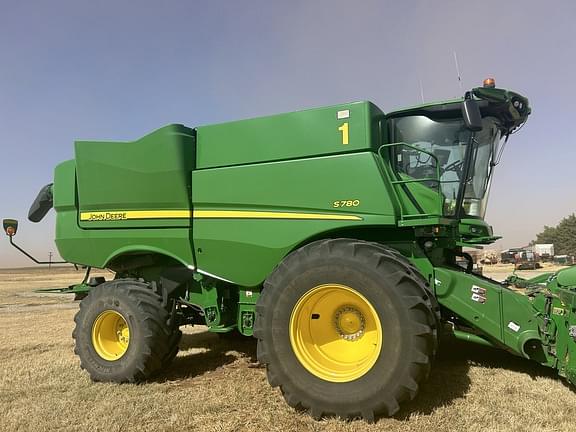 Image of John Deere S780 Primary image