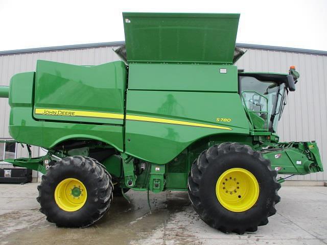 Image of John Deere S780 equipment image 3