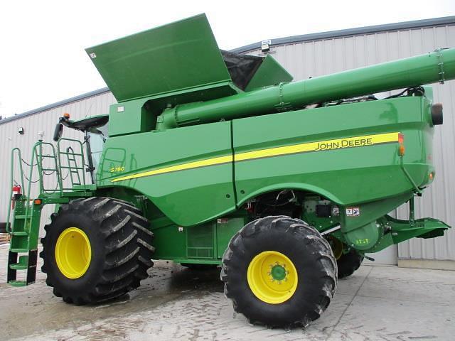 Image of John Deere S780 equipment image 4