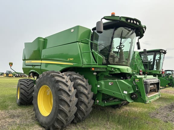 Main image John Deere S780